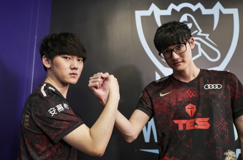 开云体育-Karsa在西班牙队比赛中大比分获胜，出色发挥引发热议！